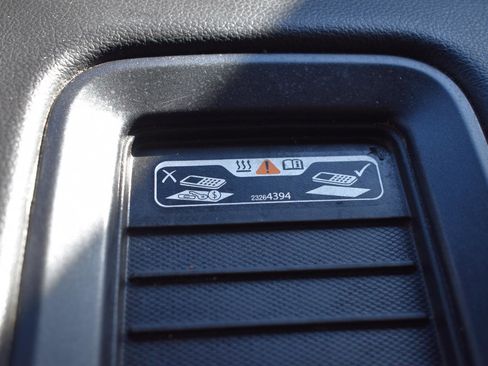 Used 2018 Chevrolet Silverado 1500 LT w/ All Star Edition image 24