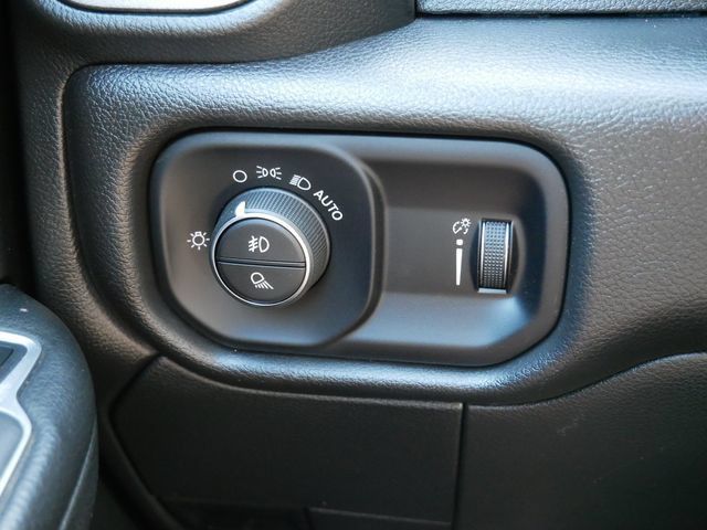 Used 2024 RAM 3500 Tradesman AWD/4WD image 26