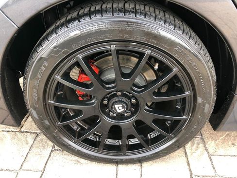 Used 2011 Subaru Impreza WRX Premium image 10