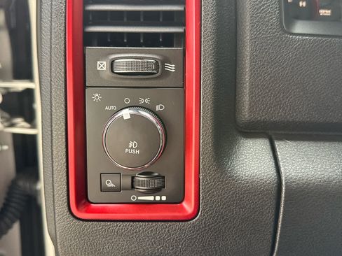 Used 2016 RAM 1500 Rebel w/ Luxury Group image 17