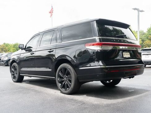 Used 2022 Lincoln Navigator L Reserve RWD image 9