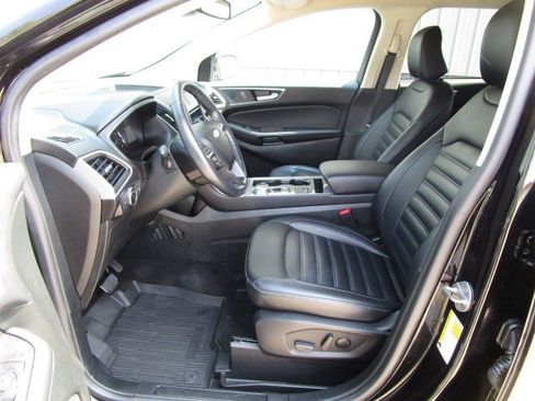 Used 2023 Ford Edge SEL w/ Convenience Package image 11
