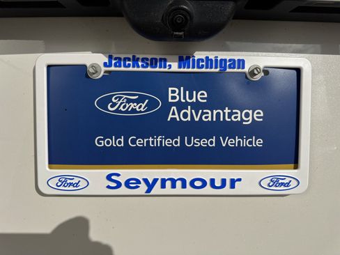 Certified 2022 Ford Explorer Limited w/ Limited Technology Package image 17