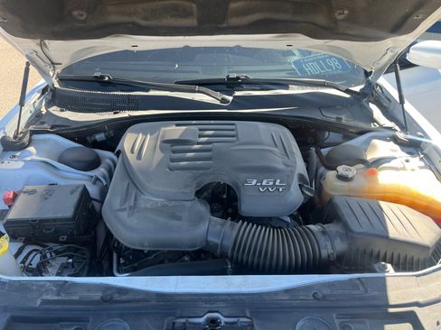 Used 2022 Chrysler 300 S image 21