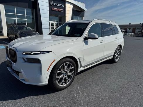 Used 2026 BMW X7 xDrive40i w/ Premium Package AWD/4WD image 7