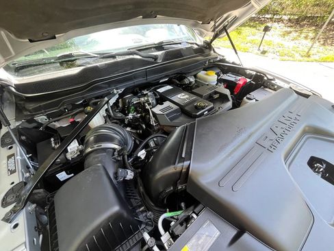 Used 2023 RAM 2500 Tradesman AWD/4WD image 11