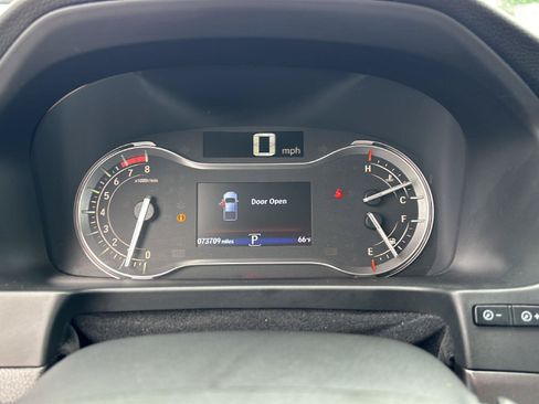 Used 2020 Honda Ridgeline Sport image 21
