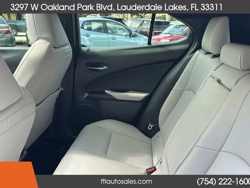 Used 2019 Lexus UX 200 w/ Premium Package FWD image 30