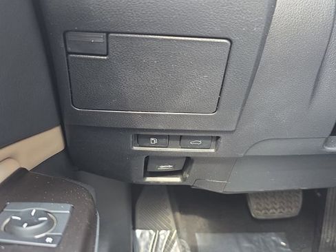 Used 2019 Lexus ES 350 w/ Premium Package image 25