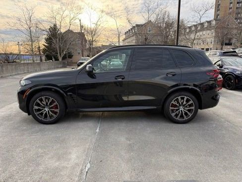 Used 2025 BMW X5 xDrive40i w/ M Sport Package image 5