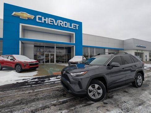 Used 2022 Toyota RAV4 XLE image 29