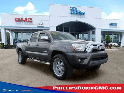 Used 2014 Toyota Tacoma PreRunner w/ SR5 Package