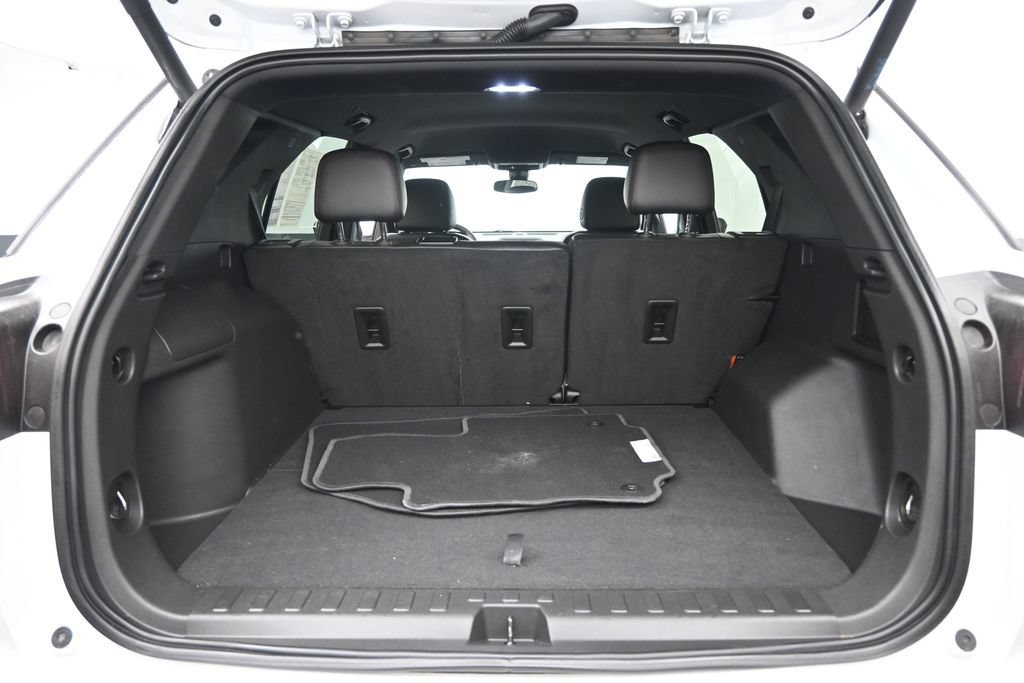 Used 2024 Chevrolet Equinox RS FWD image 21