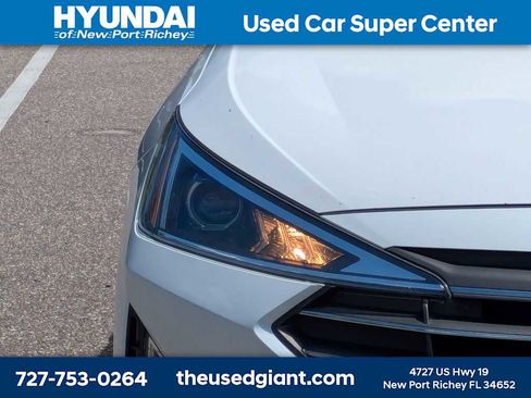 Used 2020 Hyundai Elantra SEL w/ Cargo Package (C1) FWD image 9