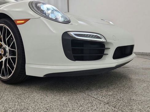 Used 2014 Porsche 911 Turbo S image 18