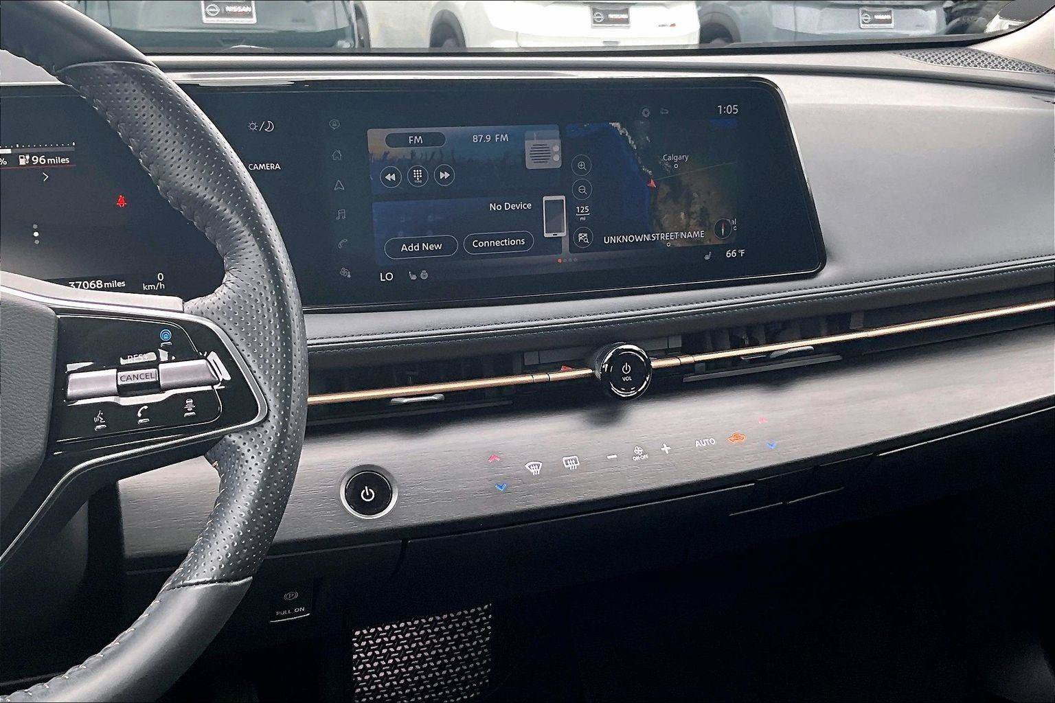 Used 2023 Nissan Ariya FWD image 10
