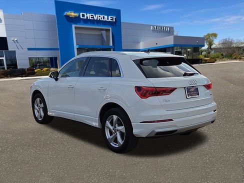 Used 2021 Audi Q3 2.0T Premium w/ Convenience Package image 4