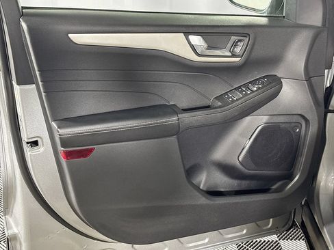 Used 2022 Ford Escape SEL AWD/4WD image 10