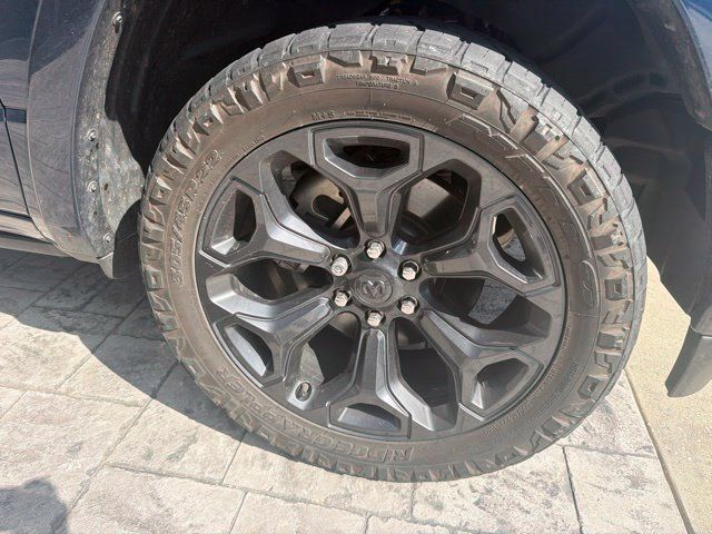 Used 2021 RAM 1500 Limited w/ Night Edition AWD/4WD image 4