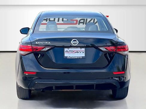 Used 2023 Nissan Sentra S image 6