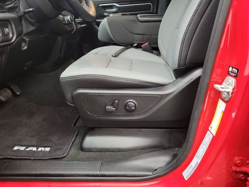 Used 2023 RAM 1500 Big Horn image 12