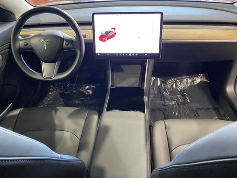 Used 2018 Tesla Model 3 Long Range image 5