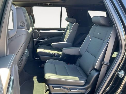 Used 2026 Cadillac Escalade Sport w/ Touring Package image 12