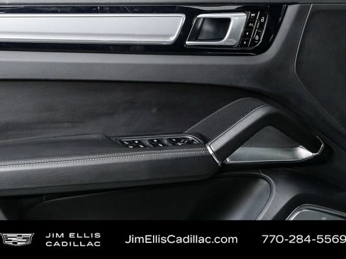 Used 2021 Porsche Cayenne Turbo S w/ Premium Package Plus image 7