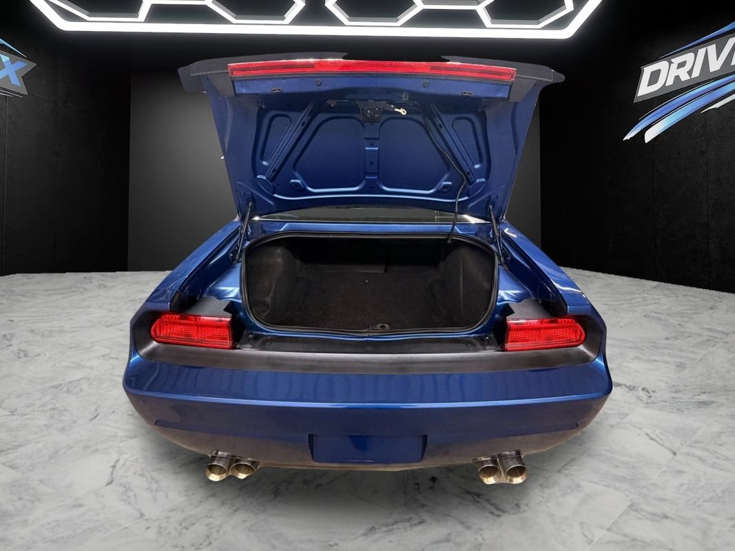 Used 2009 Dodge Challenger R/T RWD image 12
