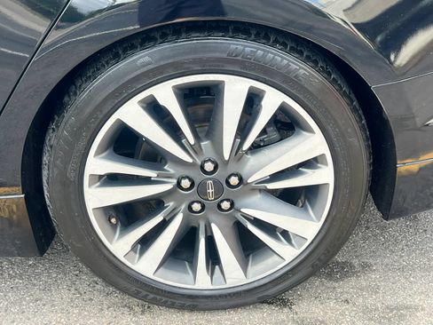 Used 2017 Lincoln MKZ Reserve w/ Technology Package FWD image 10