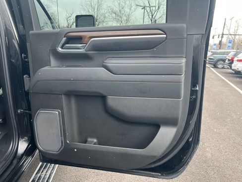 Used 2025 Chevrolet Silverado 2500 High Country w/ High Country Premium Package image 27