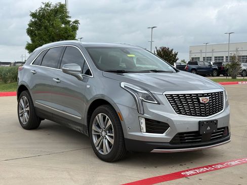Certified 2025 Cadillac XT5 Premium Luxury w/ Technology Package FWD image 1
