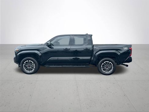 Certified 2025 Toyota Tacoma TRD Sport w/ TRD Sport Premium Package AWD/4WD image 11