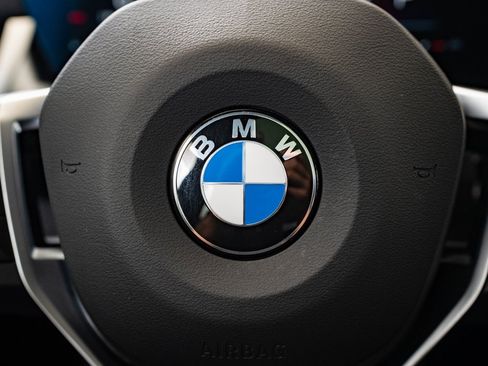 Certified 2025 BMW X2 xDrive28i image 25