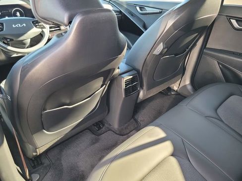 Used 2025 Kia Niro Wind image 12