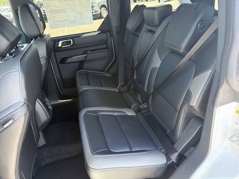 New 2026 Ford Bronco Outer Banks AWD/4WD image 19
