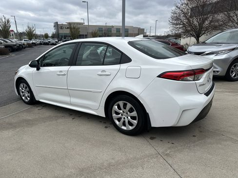 Certified 2024 Toyota Corolla LE FWD image 7