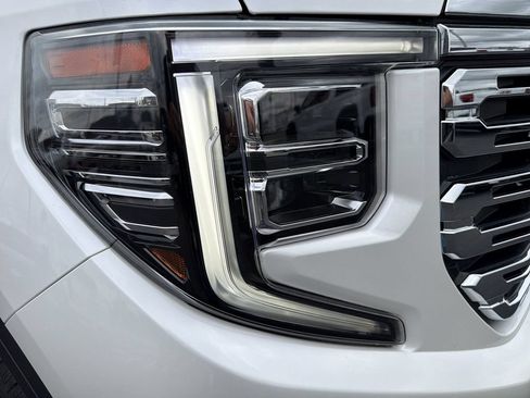 Certified 2023 GMC Sierra 1500 Denali AWD/4WD image 12