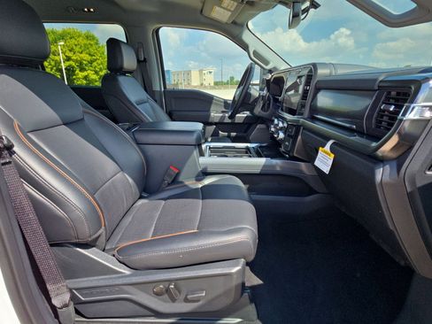 Used 2025 Ford F250 Lariat AWD/4WD image 31