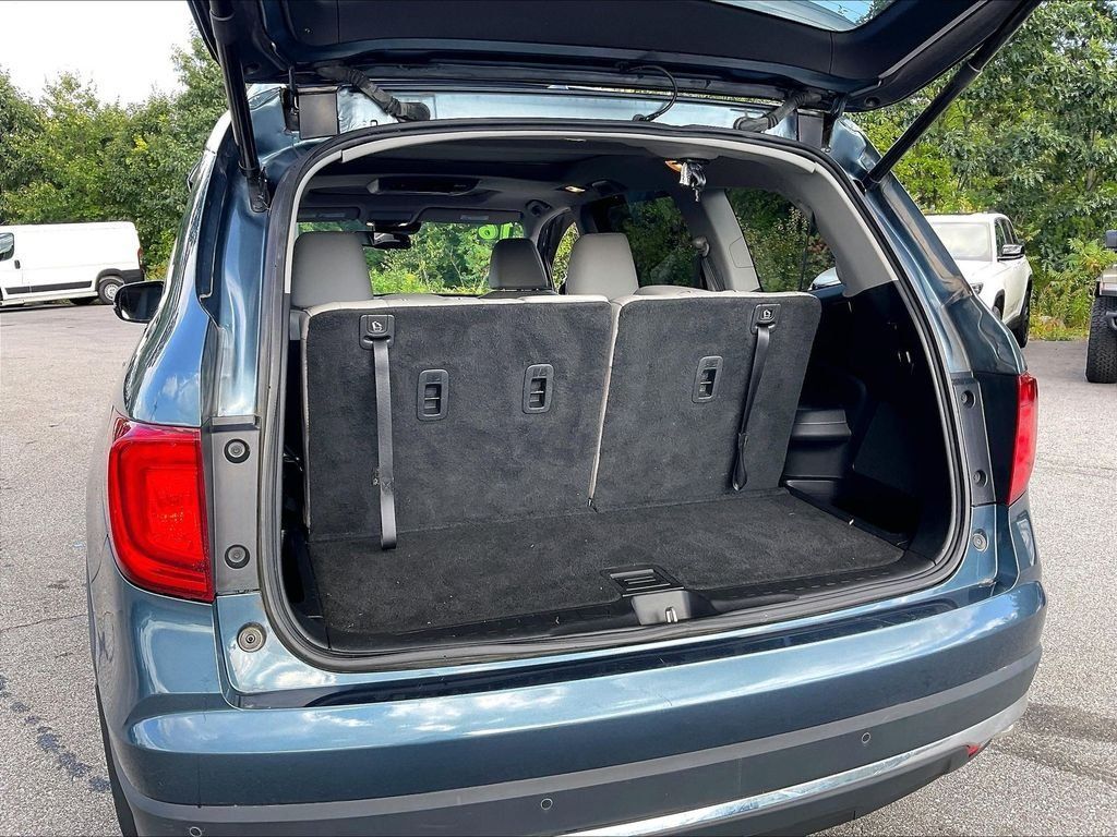 Used 2016 Honda Pilot Elite image 36