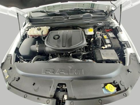 Used 2025 RAM 1500 Big Horn AWD/4WD image 31