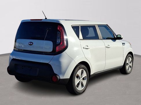Used 2016 Kia Soul image 6