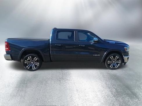 Used 2021 RAM 1500 Laramie AWD/4WD image 7