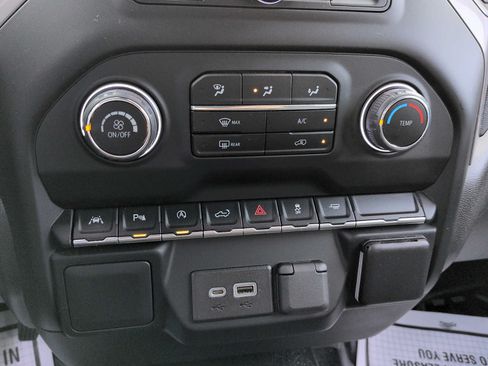 Used 2022 Chevrolet Silverado 1500 W/T w/ WT Safety Package RWD image 20