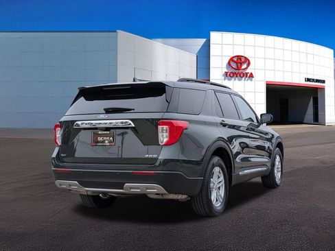 Used 2023 Ford Explorer XLT w/ Equipment Group 202A AWD/4WD image 10
