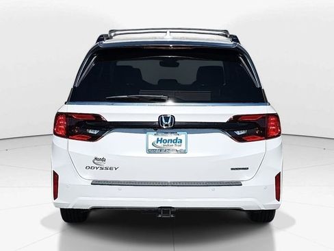 New 2026 Honda Odyssey Touring image 6