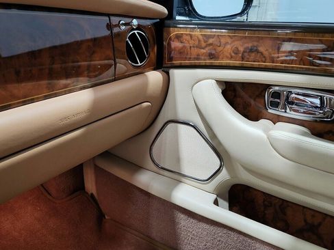 Used 1999 Rolls-Royce Silver Seraph RWD image 17