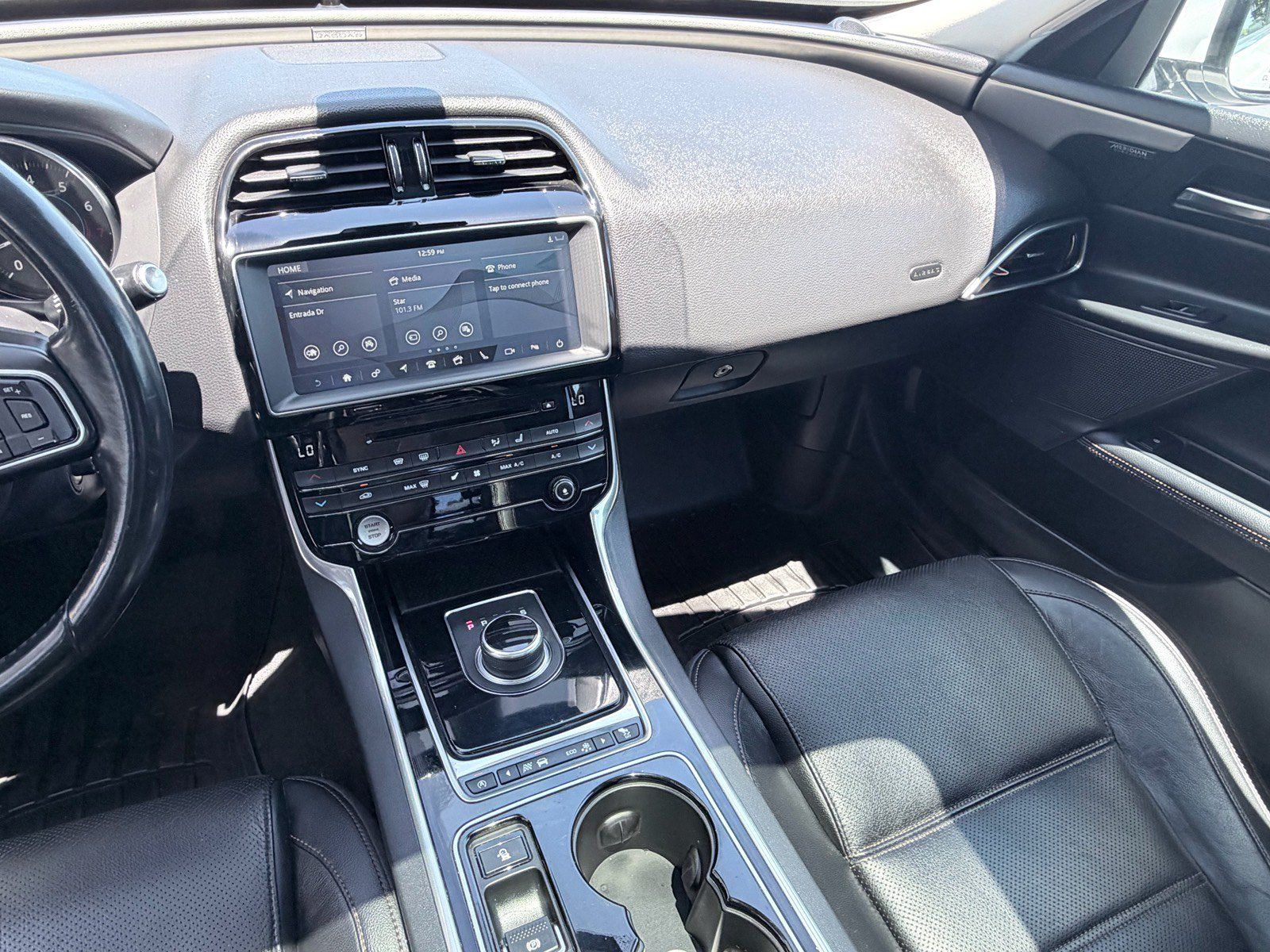 Used 2017 Jaguar XE Prestige AWD/4WD image 11