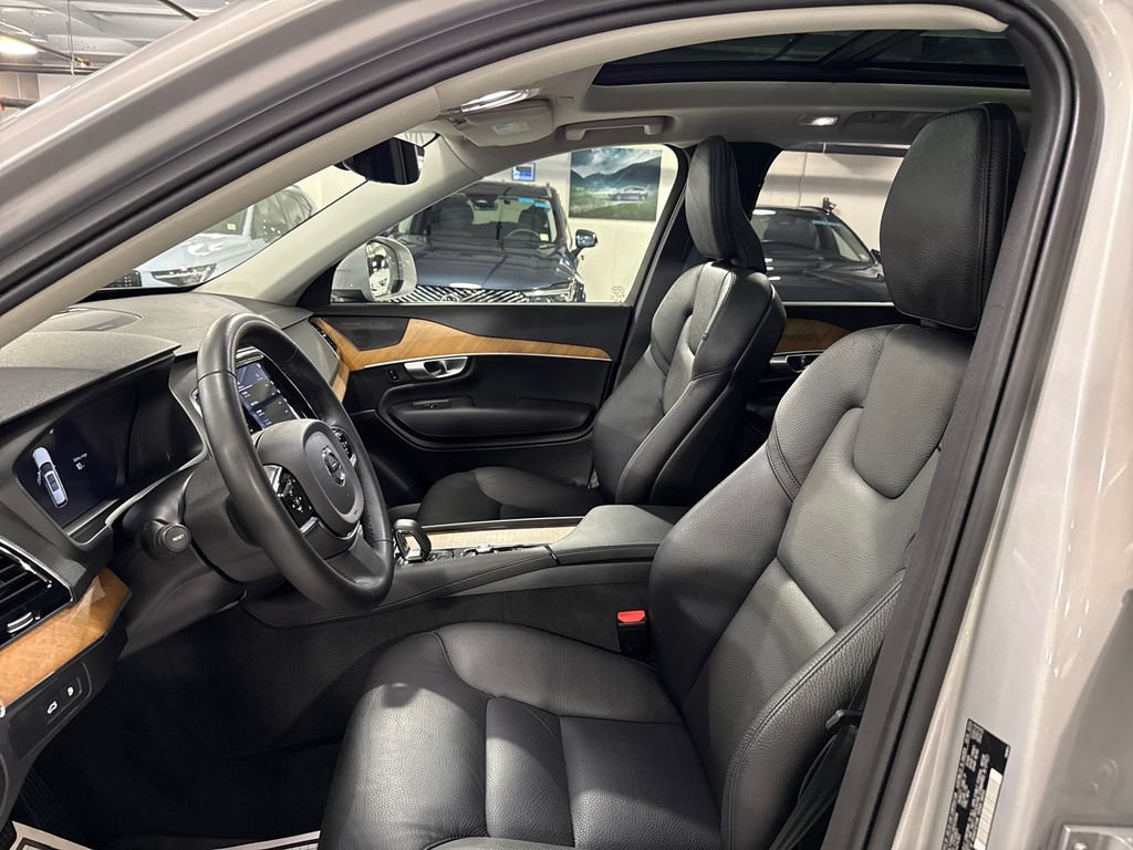 Certified 2024 Volvo XC90 T8 Plus w/ Protection Package Premier AWD/4WD image 10