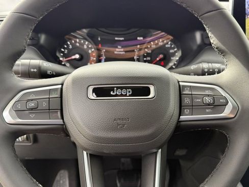 New 2026 Jeep Compass Limited image 21